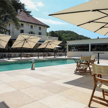 Sequoias Golf & Ressort Hotell Ruy-Montceau Eksteriør bilde