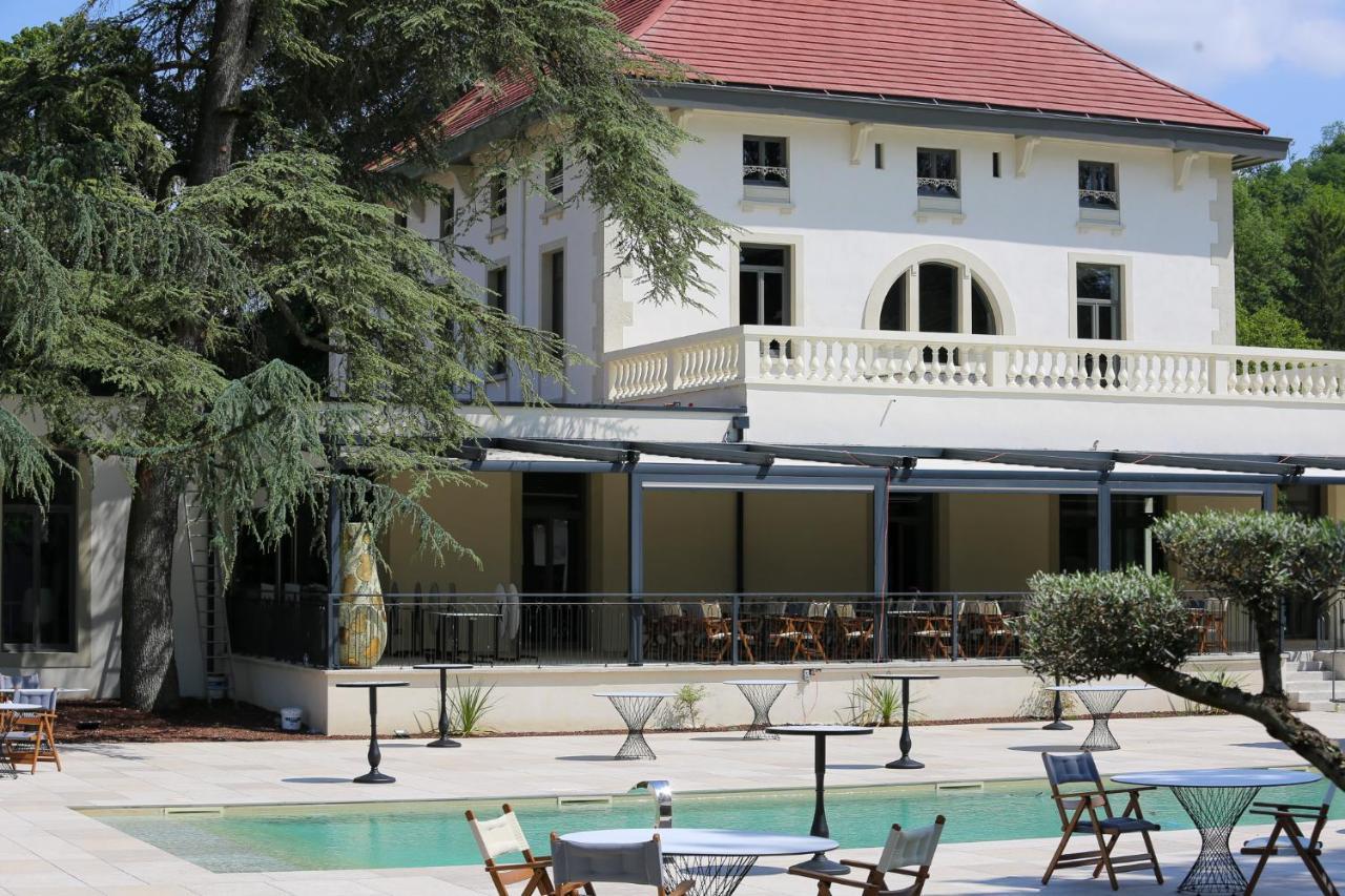 Sequoias Golf & Ressort Hotell Ruy-Montceau Eksteriør bilde
