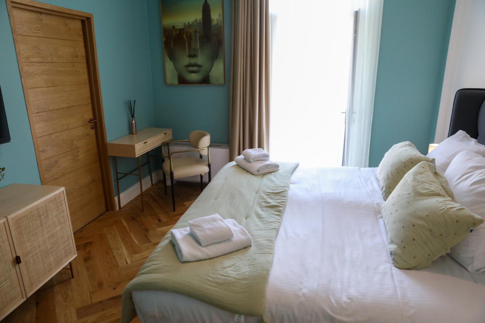 Sequoias Golf & Ressort Hotell Ruy-Montceau Eksteriør bilde